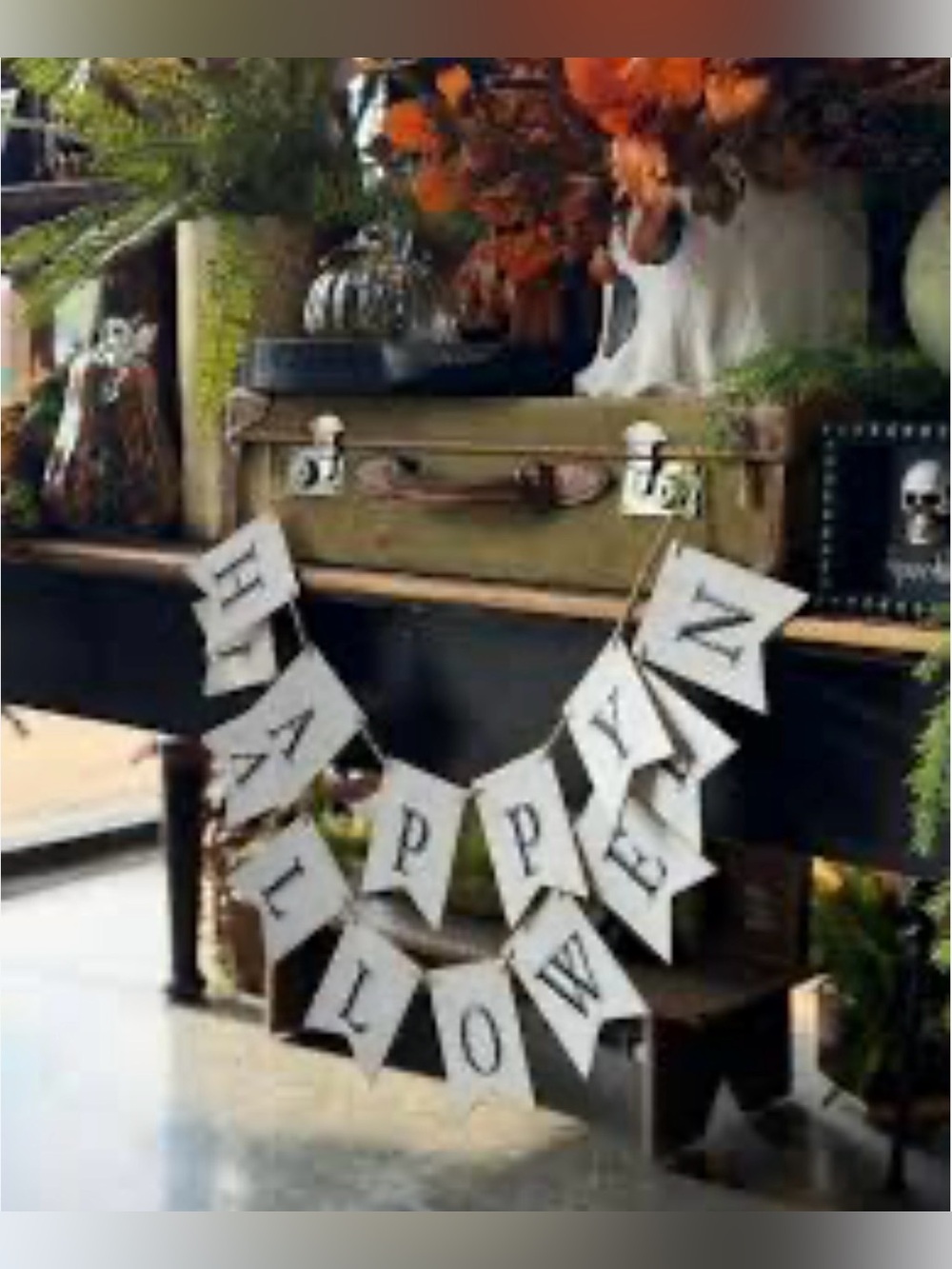 2pcs Rustic White Washed Wooden “Happy Halloween" Banner
